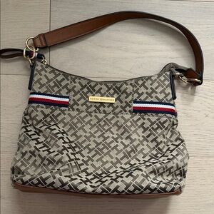 Tommy Hilfiger Beige and Brown Geometric Shoulder Bag